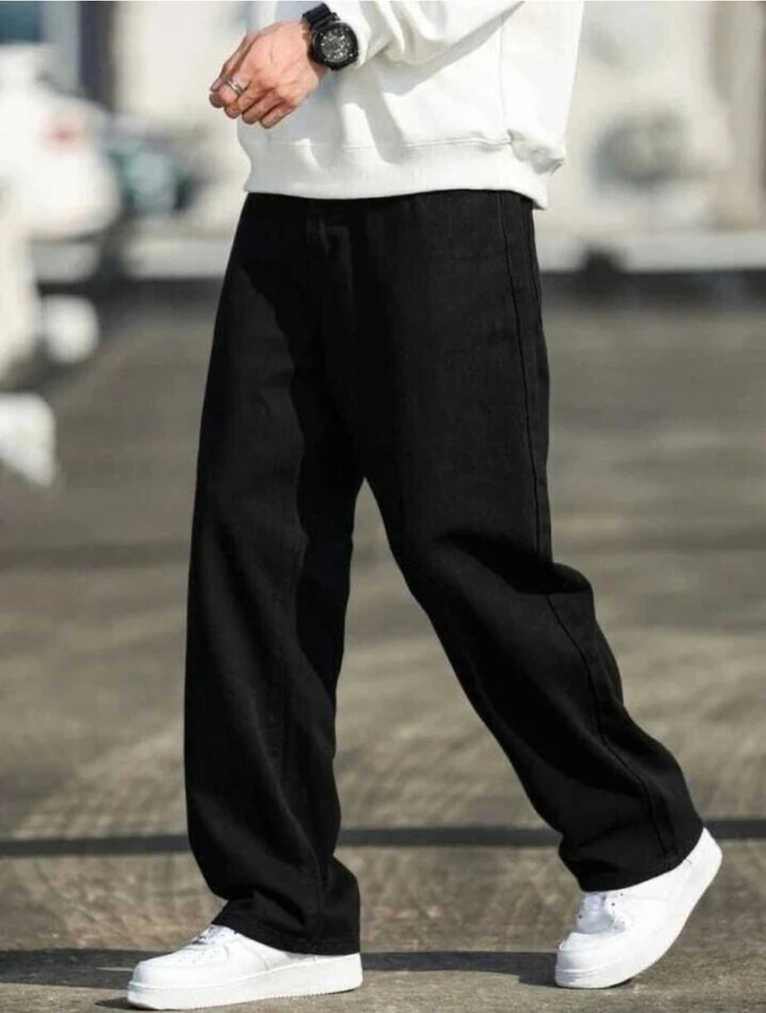 Loose fit mid rise jeans